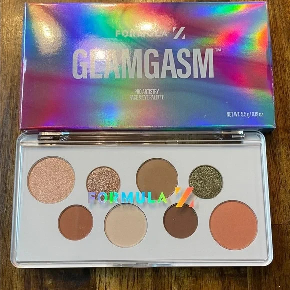Christmas Makeup Bundle Read Description For Info