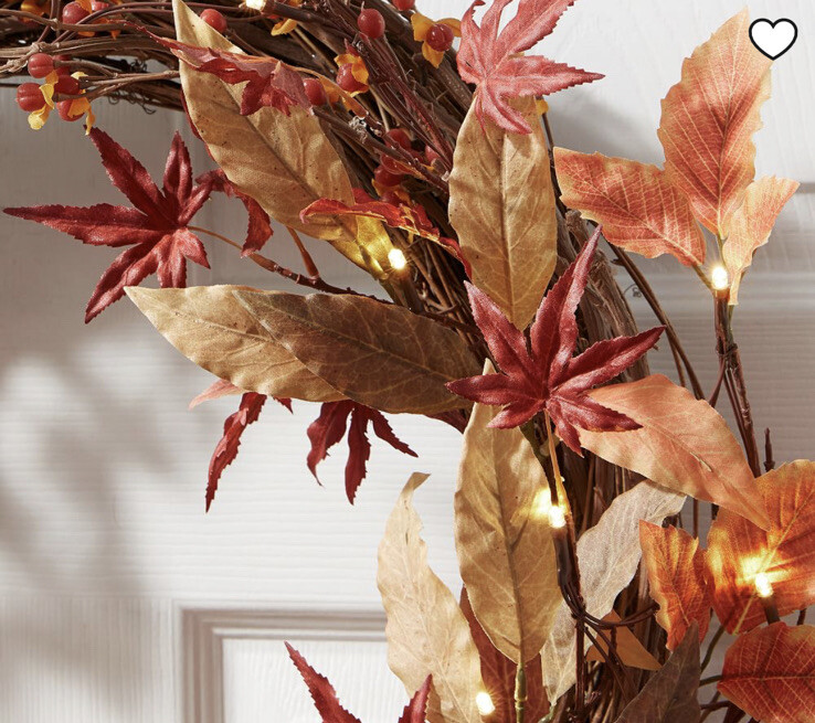 Retired Pottery Barn Fall Lit Maple Leaf Wreath. 16”