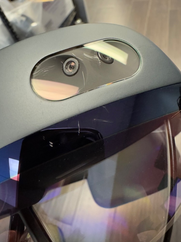 Microsoft Hololens 2 Mint!