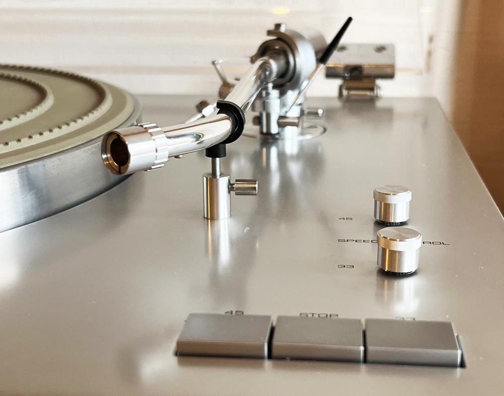YAMAHA YP-800 Direct Drive Turntable Record Player w/Shell Confirmed Operation
