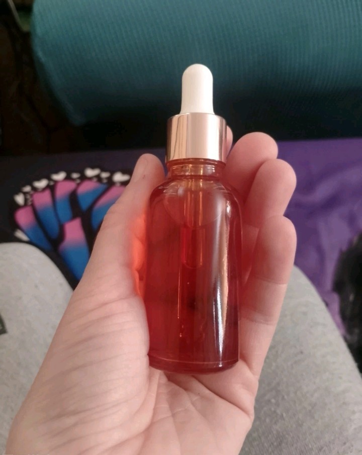 Hemlock Tincture 10 mls (alcohol based)