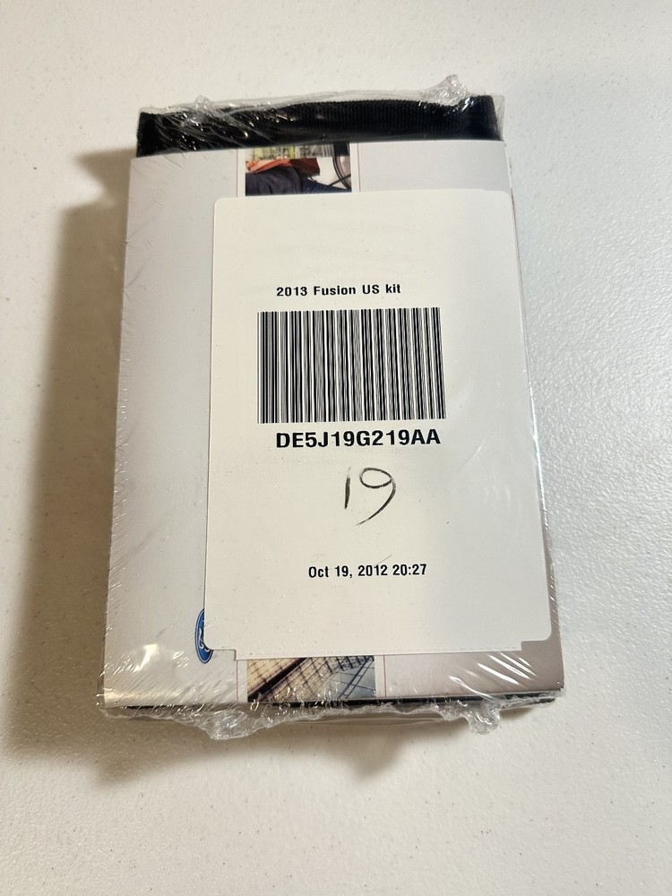 2013 Ford Fusion Sealed Owners Manual Set