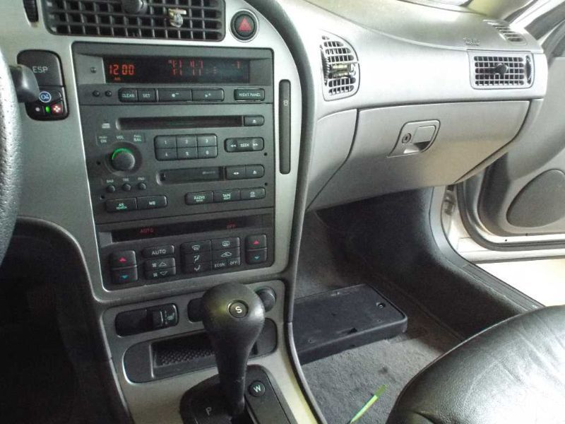 9-5 2003 Owners Manual 146108