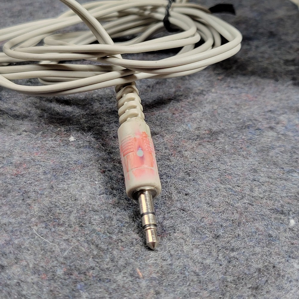 2 Multimedia Computer Speakers Smc 1311