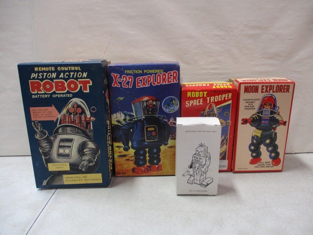 5 Tin Robot Empty Display Rockets