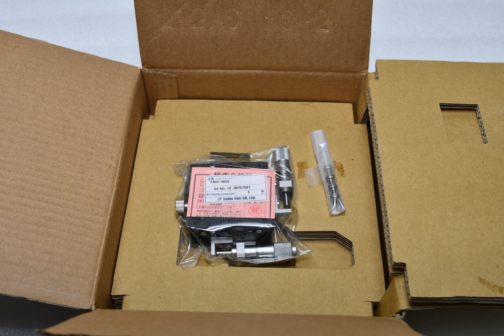 SIGMA KOKI XY Linear Stage Positioner TADC-602S
