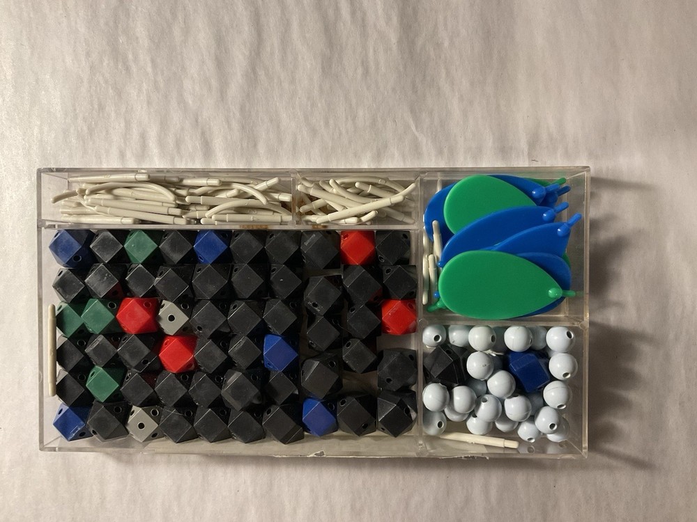 HGS Molecular Structure Model Set for Organic Chemistry.