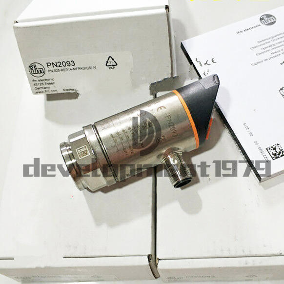 1PCS New IFM PN2093 Pressure sensor
