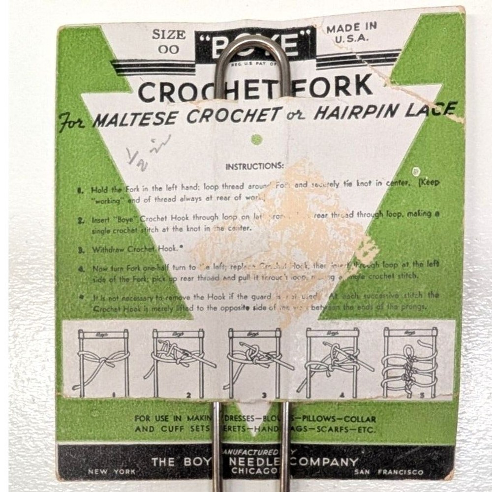 Vintage Boye Crochet Fork, size 00