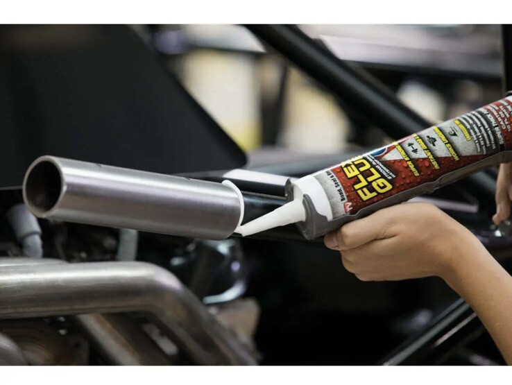 Flex Glue Strong Rubberized Waterproof Adhesive, 10-oz PRO FORMULA