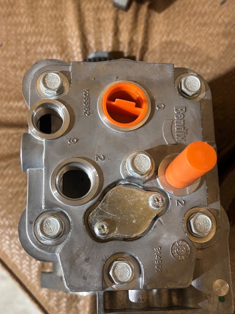 Bendix air brake compressor