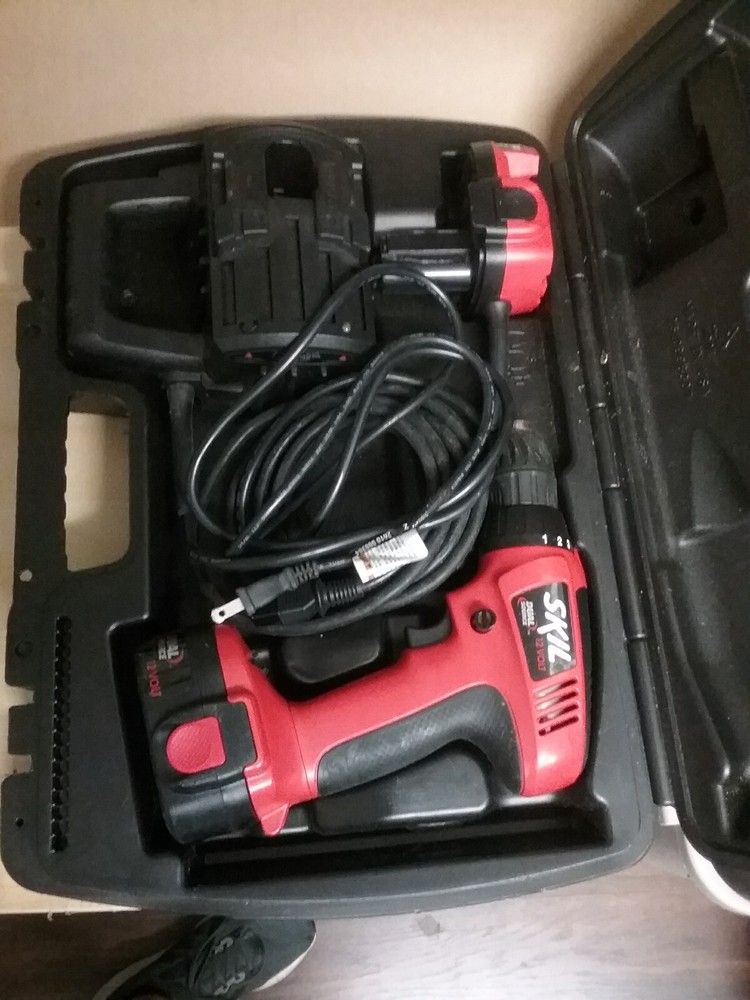 Skil Dual Source Cordless & 12V Battery Drill With Case Charger