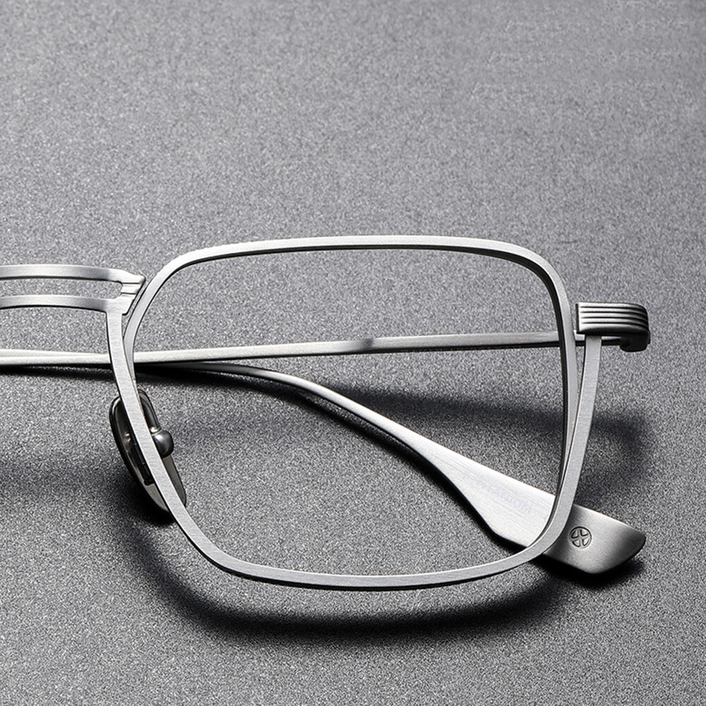 Man Handmade Pure Titanium Retro Square Eyeglasses Frame Ultra Light Spectacle