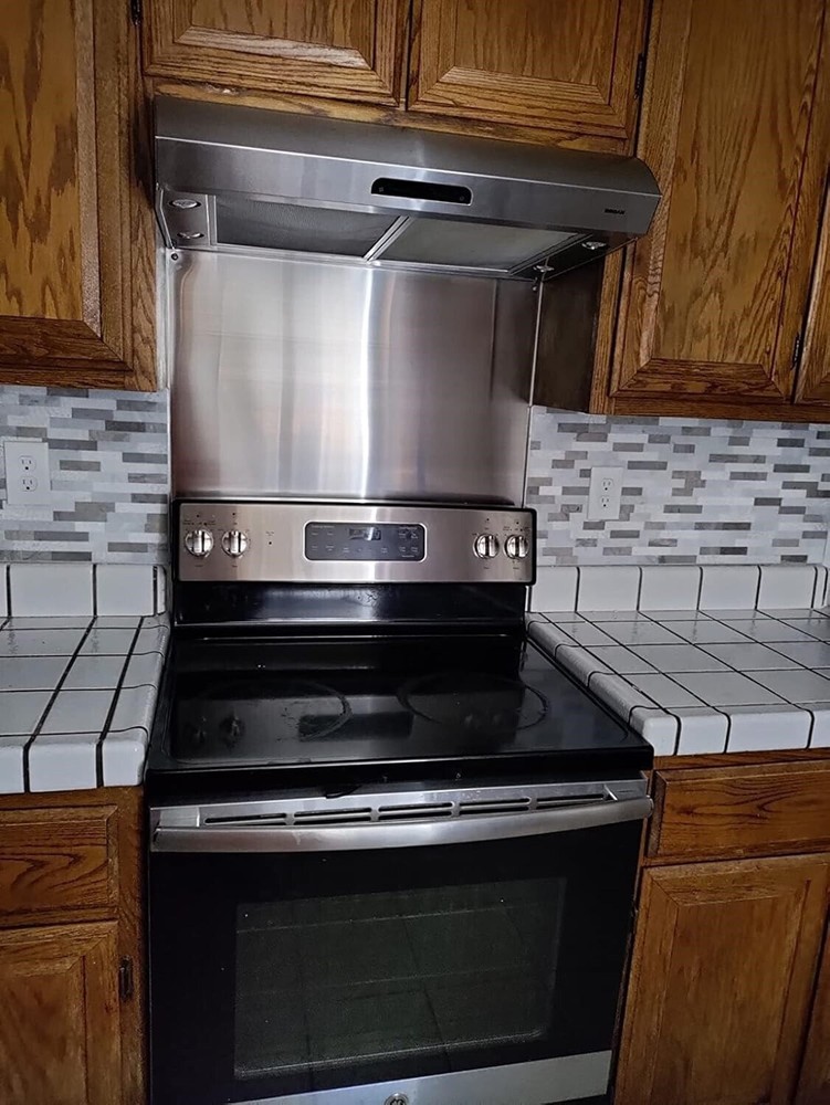 Kitchen Backsplash Stainless Steel Stove Back Wall Protector Panel Guard Board