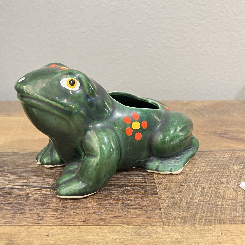 Vintage Pottery Ceramic Green Frog Toad Planter