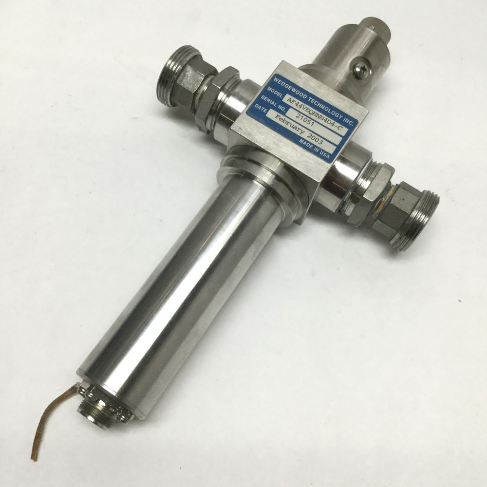 Wedgewood AF44VEQHNN4D4-C Flow-Through Inline Optical UV Analyzer Sensor, 1" NPT