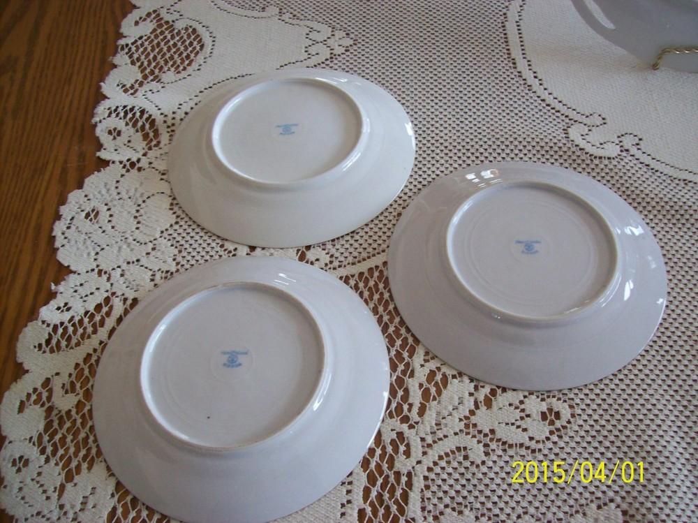Nippon Cake Plate Double Handled & 6 Serving Plates Vintage Gold Floral Pattern