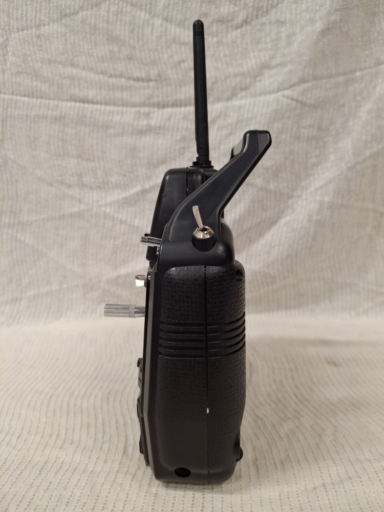 Airtronics RDS8000 2.4GHz FHSS Remote Control Transmitter In Box