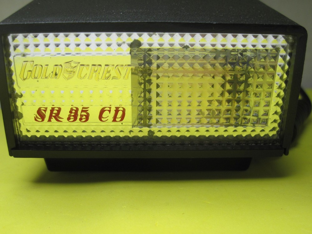 Vintage Gold Crest SR 35 CD Rechargeable Camera Flash