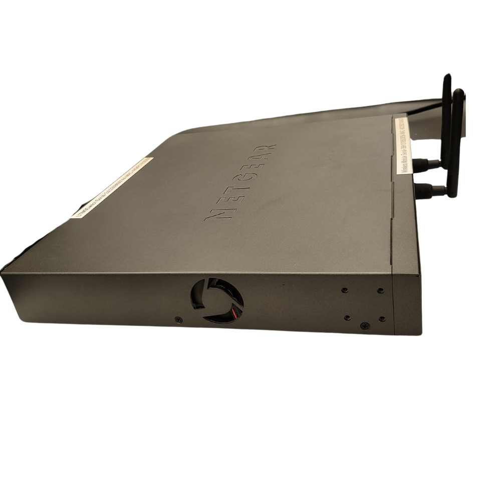 Netgear ProSecure UTM9S Firewall + Wireless-N Module | 6 x GB RJ45 Ports