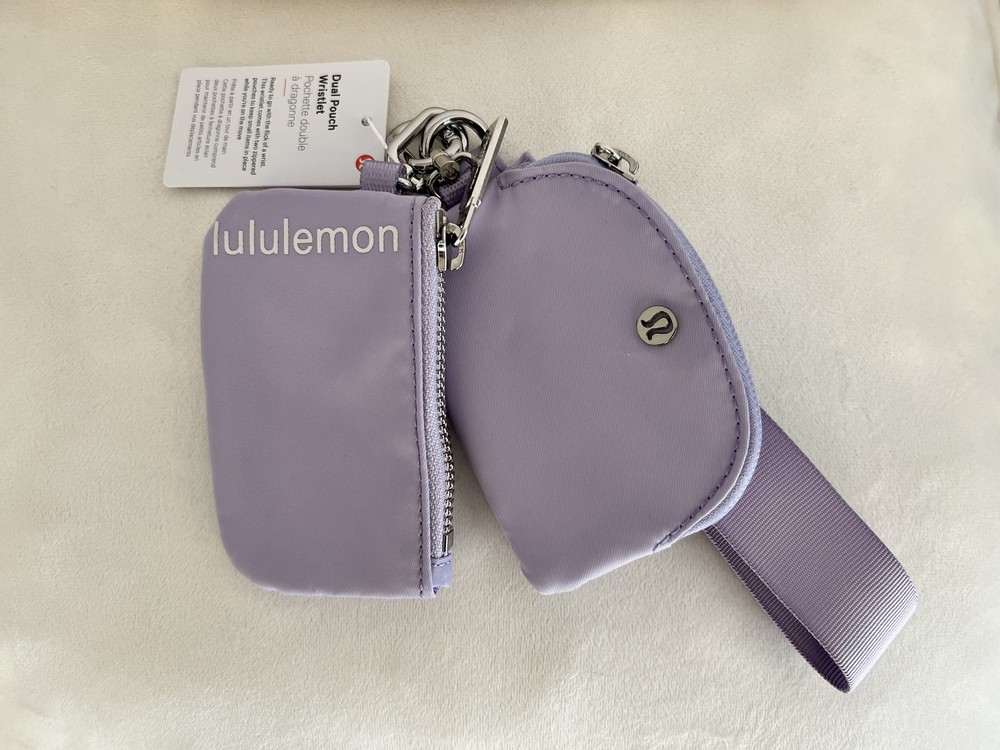 [NWT] Lululemon Dual Pouch Wristlet (Violet)