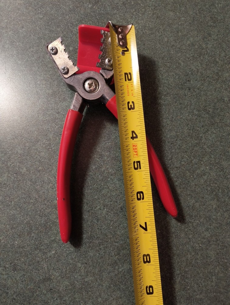 The Texan York Nut Sheller - Nut Cracker