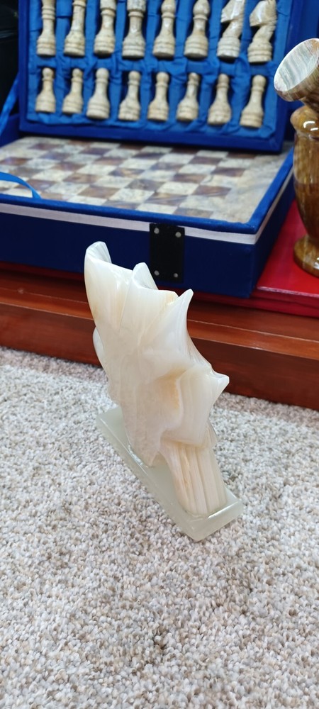 Handmade Onyx Leave Clock