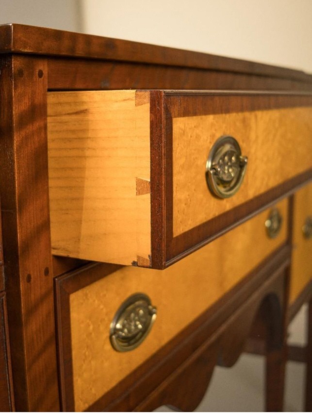 D. R. Dimes Hepplewhite style sideboard in figured cherry and birdseye maple