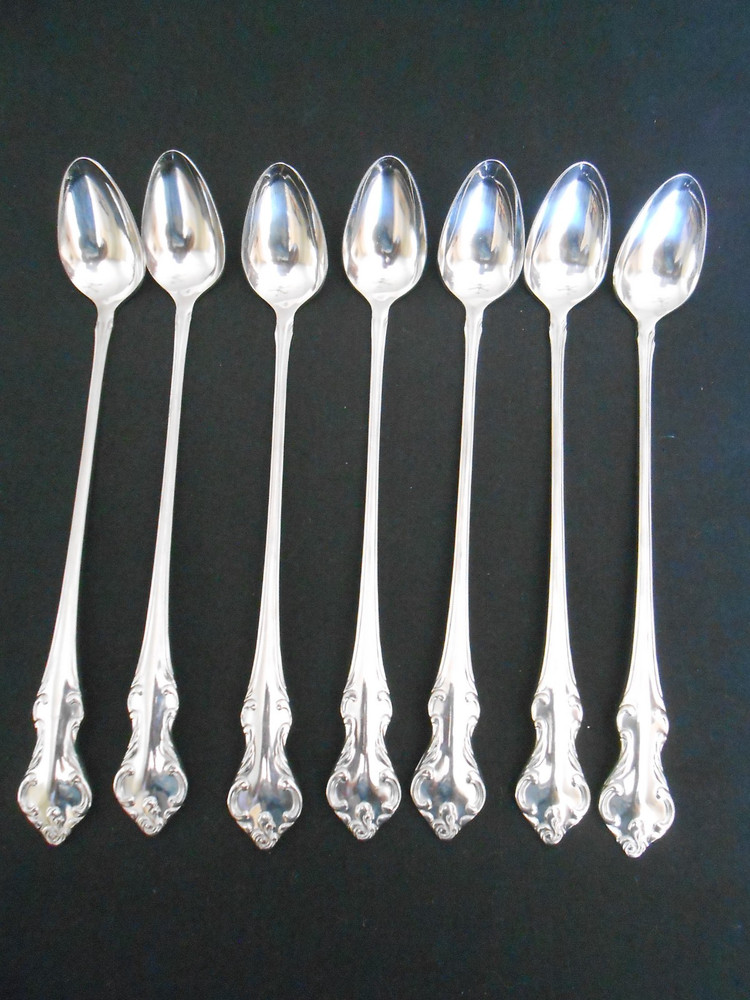 7 STAINLESS FLATWARE ICED TEA SPOONS 8" JAPAN UNKNOWN PATTERN LINE SCROLLS