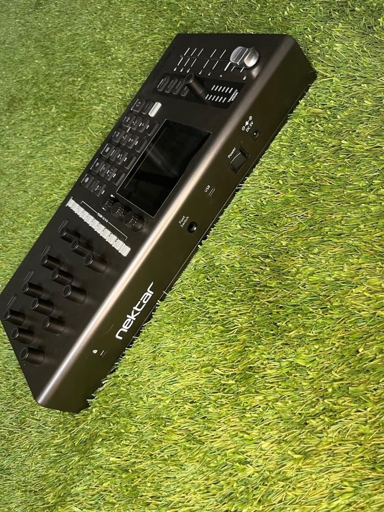 Nektar Panorama CS12 Channel Strip Controller