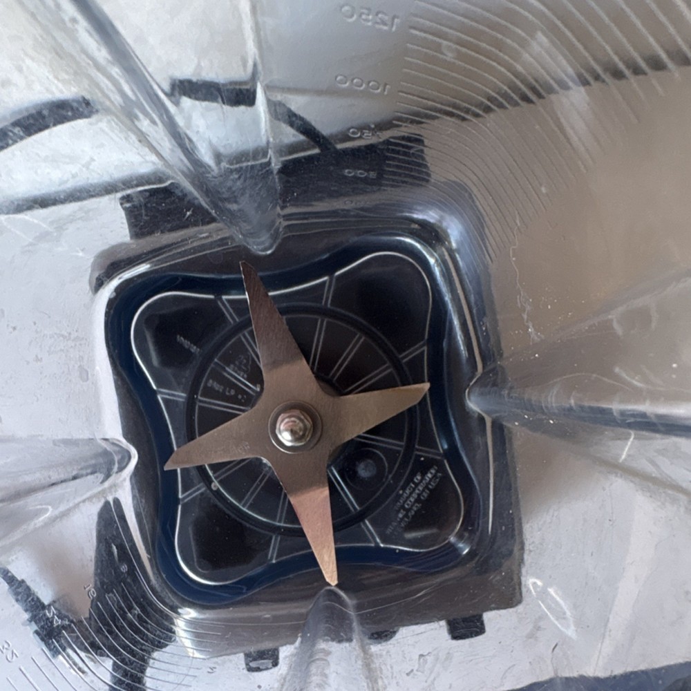 Vitamix Professional Series 750 Blender