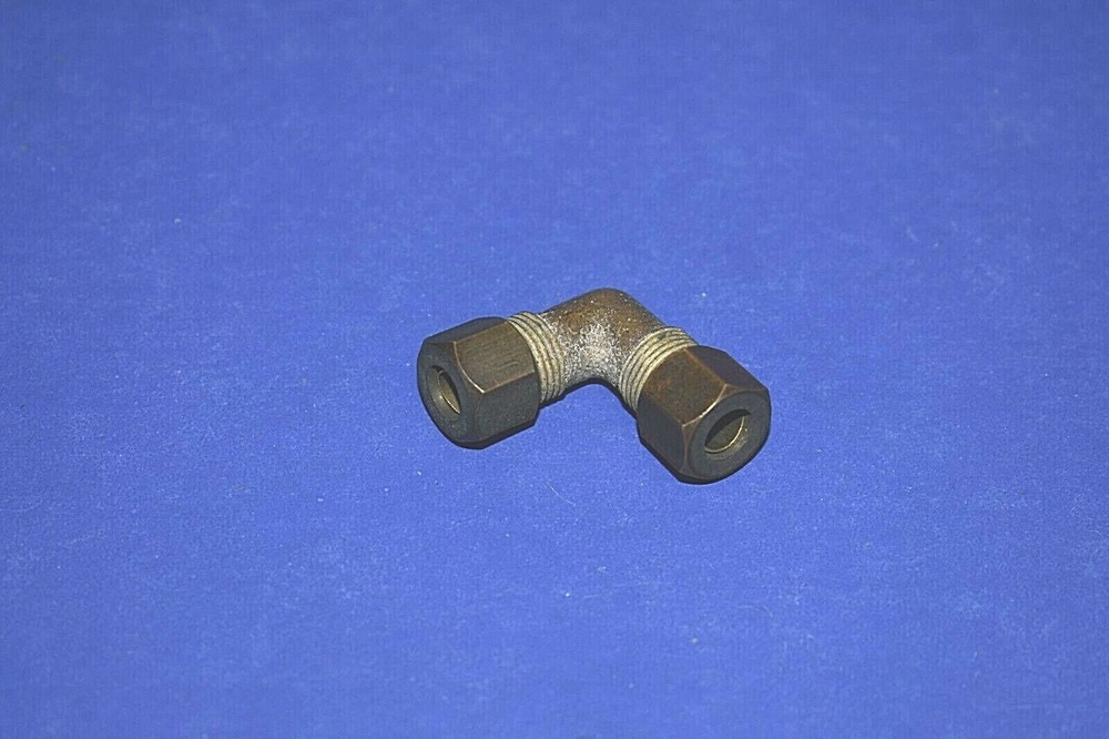 NOS Brass Compression Elbow 5/16 x 5/16 Compression