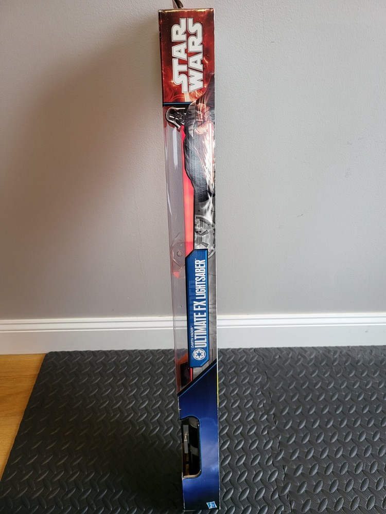 NEW SEALED Star Wars Darth Vader Ultimate FX Lightsaber Hasbro 2011