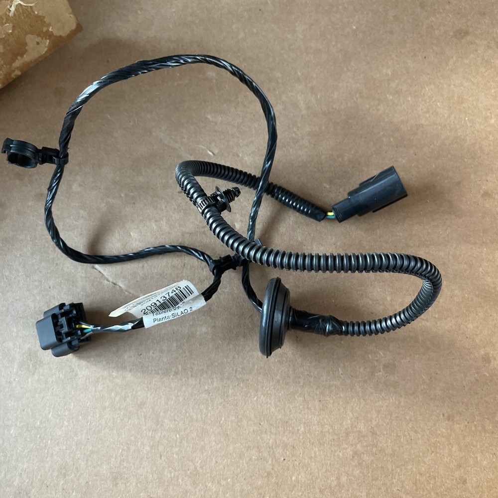 20913748 New OEM GM Wiring Harness