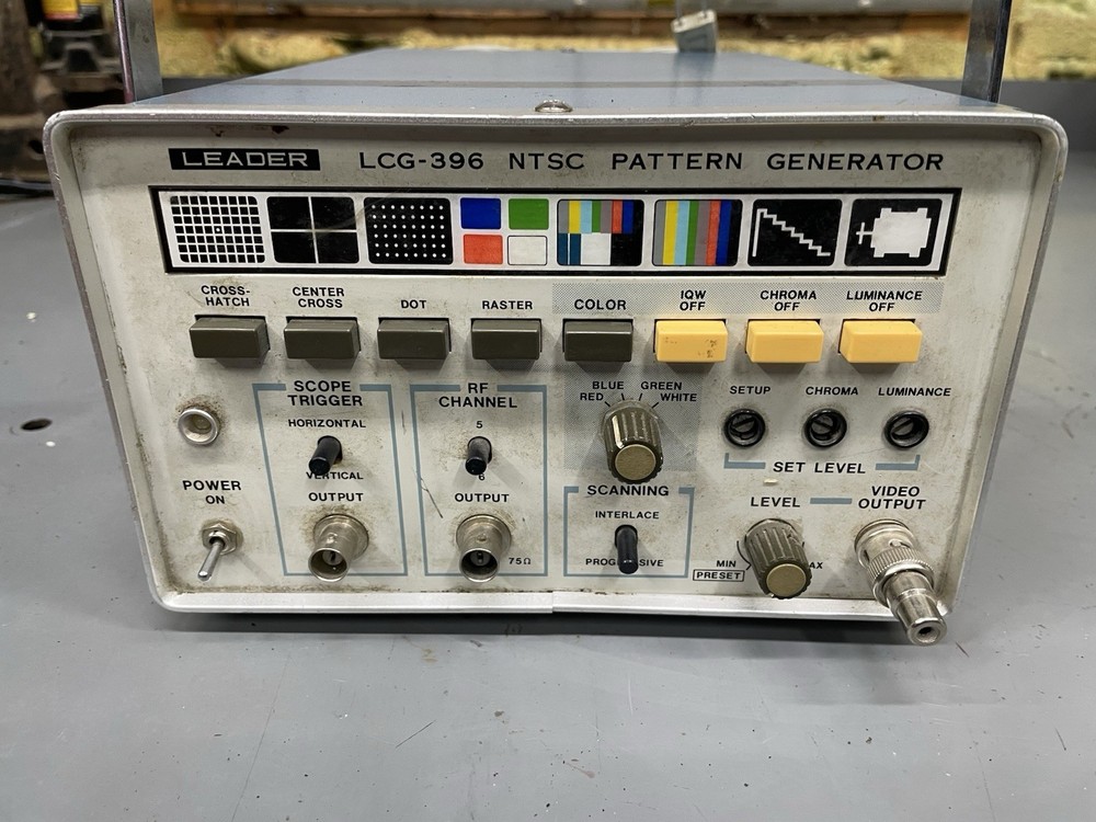 Leader LCG-396 NTSC Pattern Generator – Untested- Does Power On