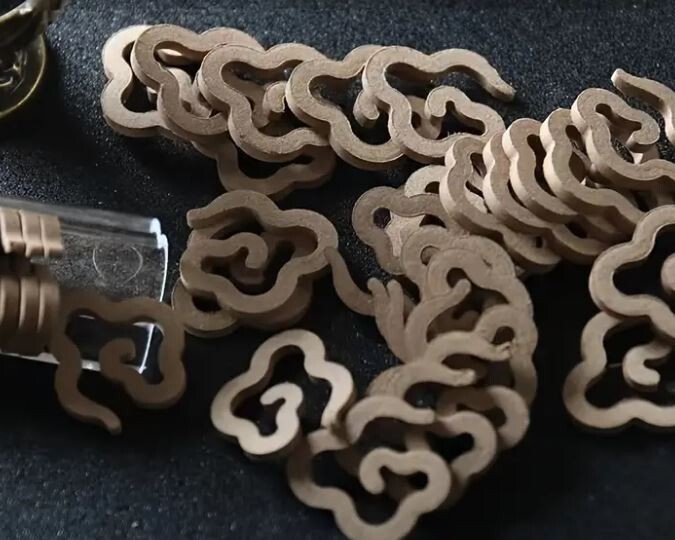 Coil Incense ~ Cloud ~ 42 pcs ~ Agarwood