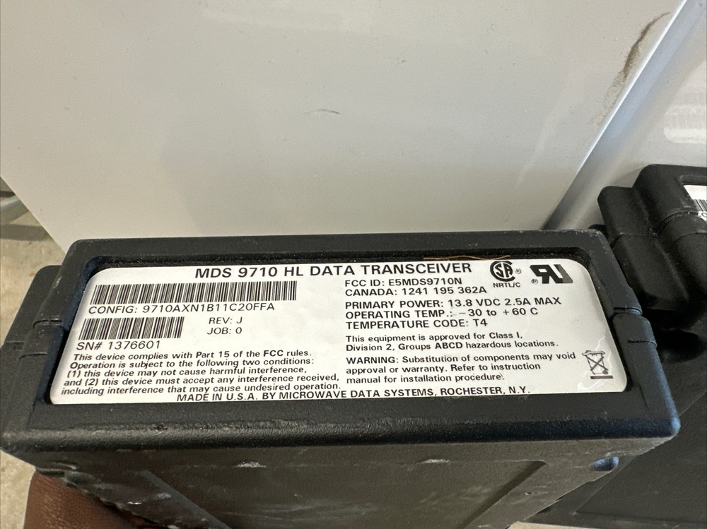 Lot of 2 Microwave Data Systems MDS 9710 High Performance DSP Data Transceiver