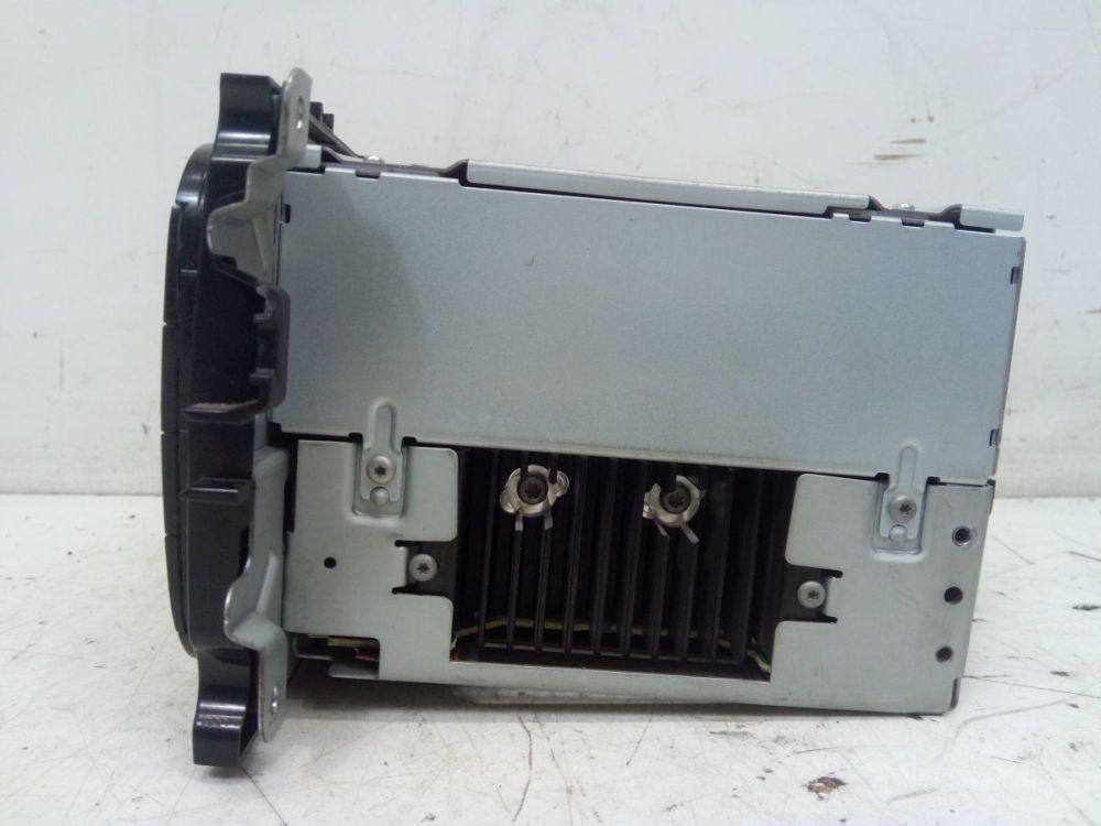 Combined Radio/CD *CODE Not Available. Suitable for Ford Mondeo IV