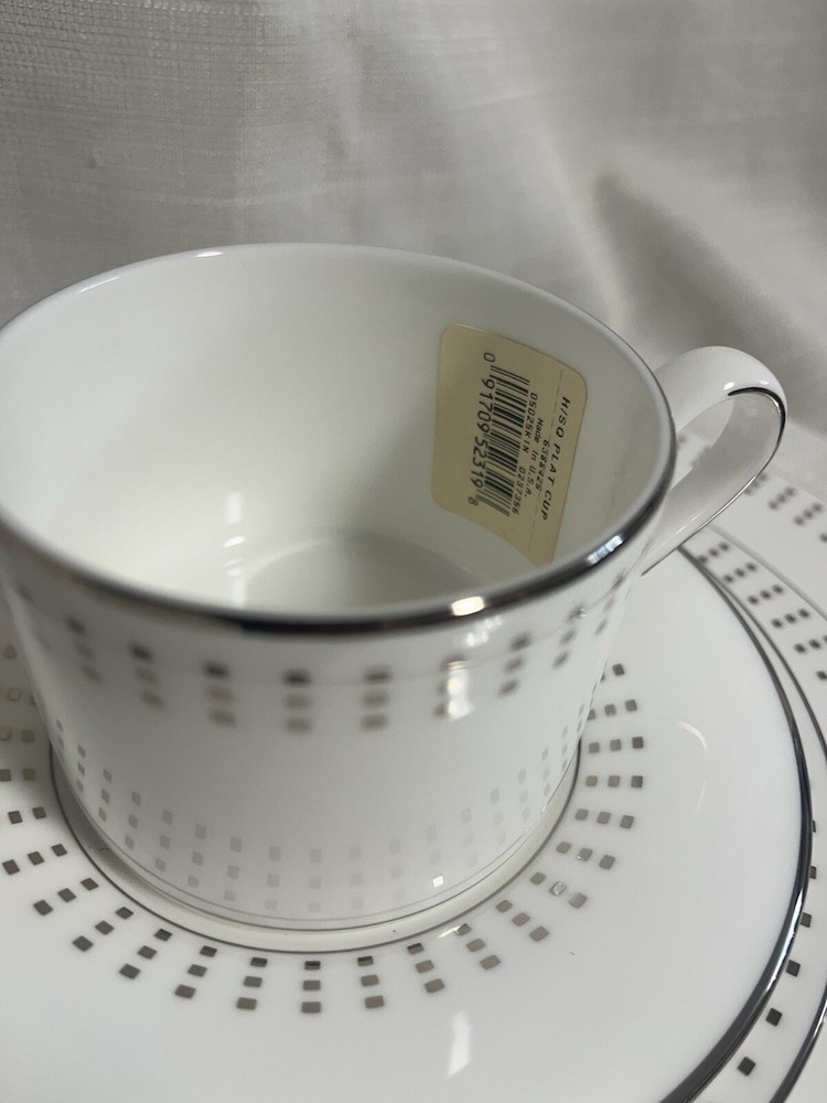 Lenox Herald Square Platinum 5 Piece Place Setting Dinnerware Set New Boxed