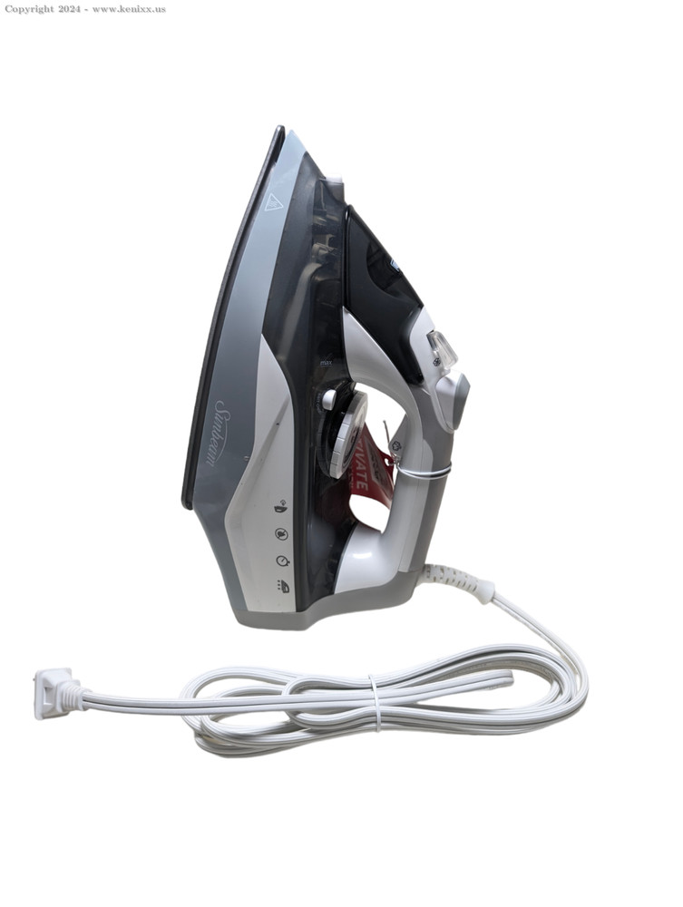 Sunbeam 1500W Steam Iron, White/Grey