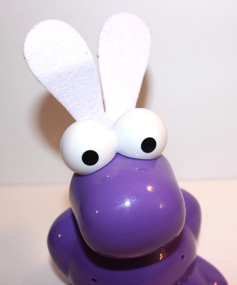 Nerds Candy EASTER 5.5" Plastic character container w/ bunny ears Empty USED