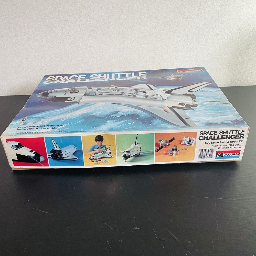 Monogram Space Shuttle Challenger 1/72 Model Kit #5702 One Piece Missing