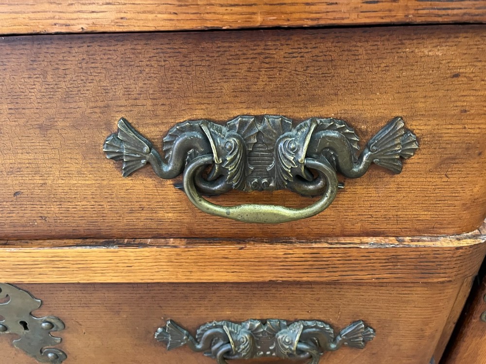 Antique Oak Victorian Buffet/Sideboard with mirror,