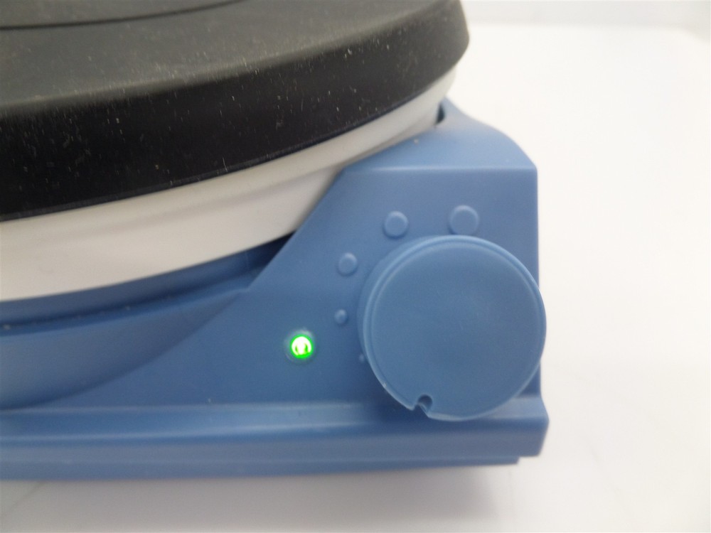 Thermo RT Basic-17 Magnetic Stirrer 88880009 w/ Silicone Cover & AC Adapter
