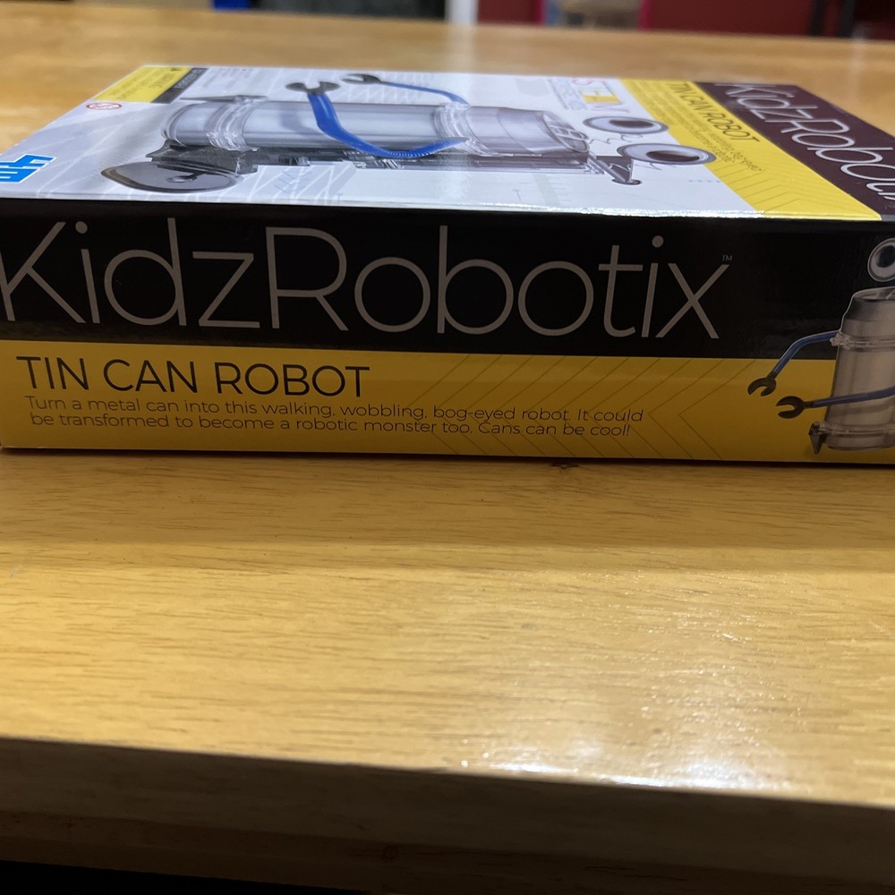 4M Tin Can Robot 3653