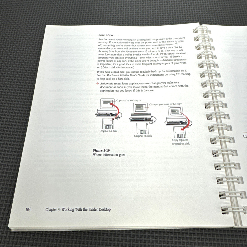 Vintage Apple Computers Manual Book - 1988 Macintosh System Software V 6.0 Guide