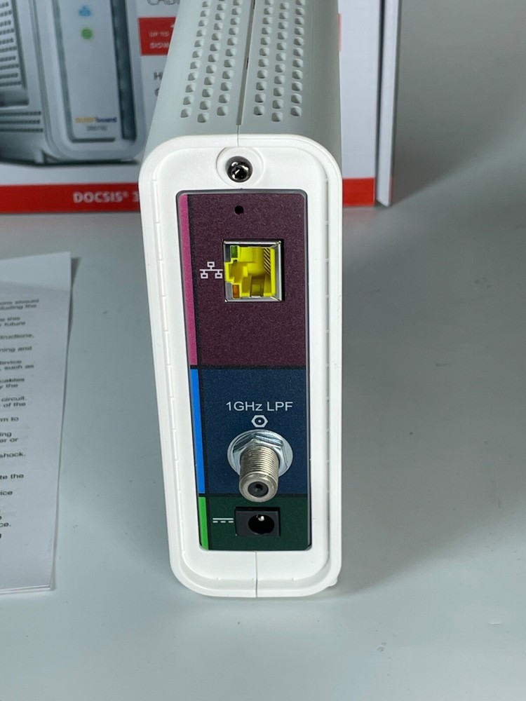 ARRIS Surfboard SB6190 - 32x8 Cable Modem - White