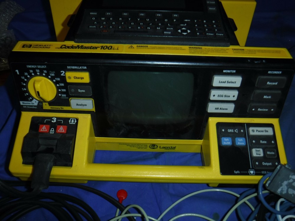 Hewlett Packard CodeMaster 100 M2475B Patient Monitor Untested READ