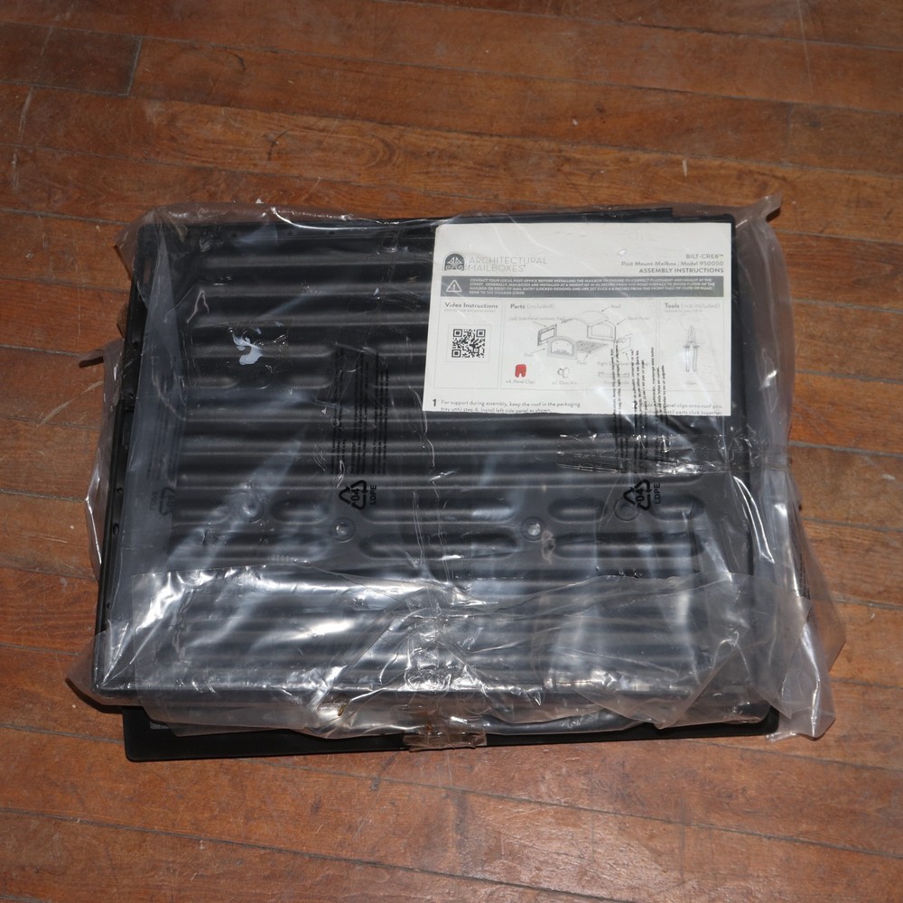 Architectural Mailboxes Post Mount Mailbox Plastic - Missing Side Panel w/ Flag