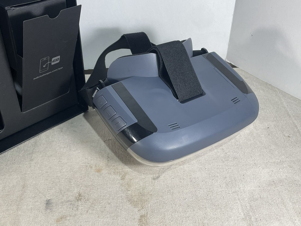 Star Wars Jedi Challenges AR Headset w/ Lightsaber Controller & Tracking Book